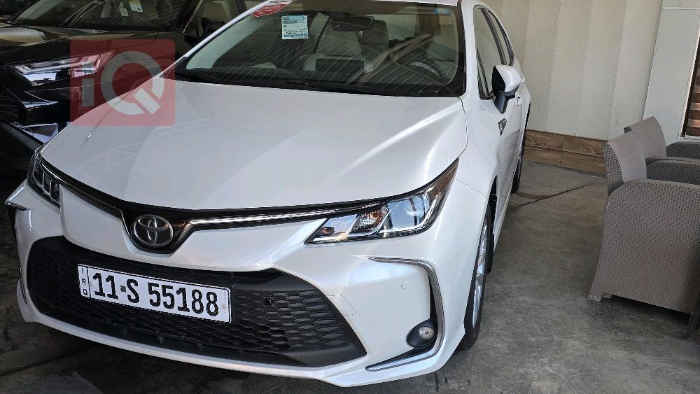 تۆیۆتا کۆرۆلا